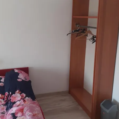 Tanie Noclegi W Bedlnie K. Kutna Bedlno Exterior photo